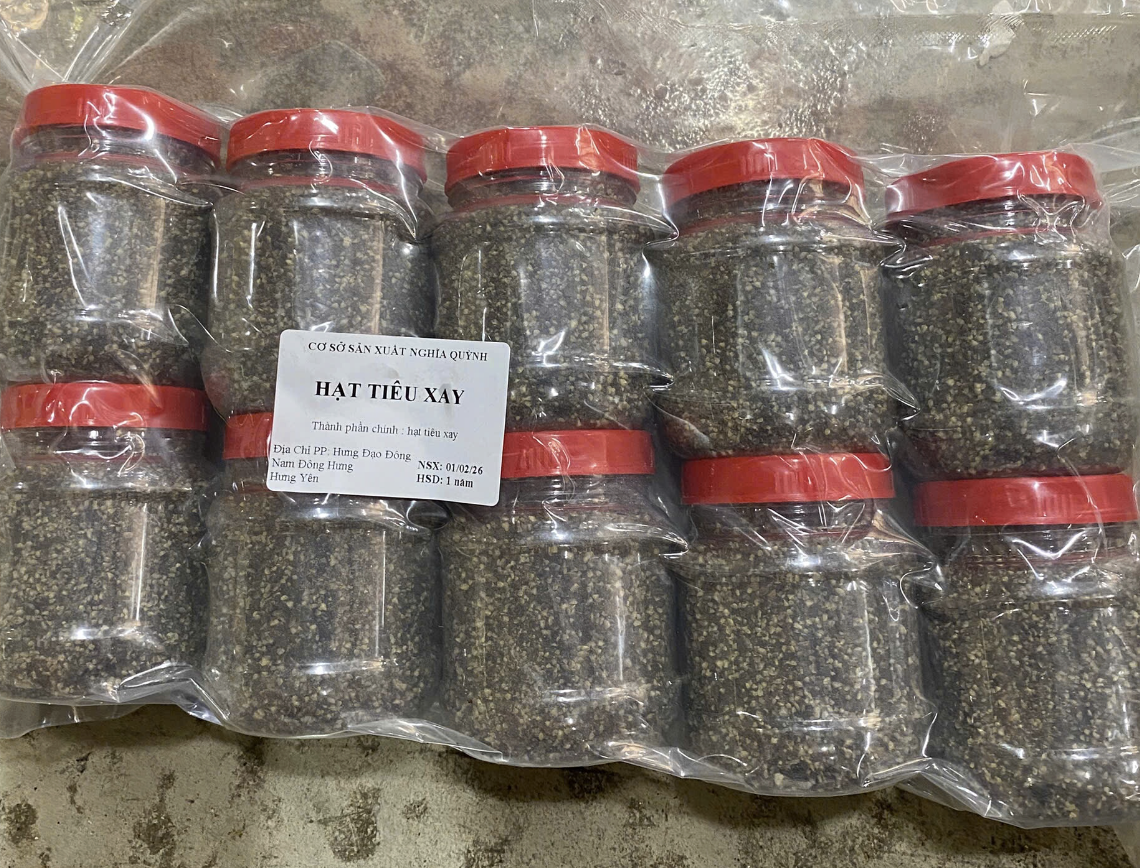 Hạt tiêu xay Nghĩa Quỳnh 10 lọ x 120g